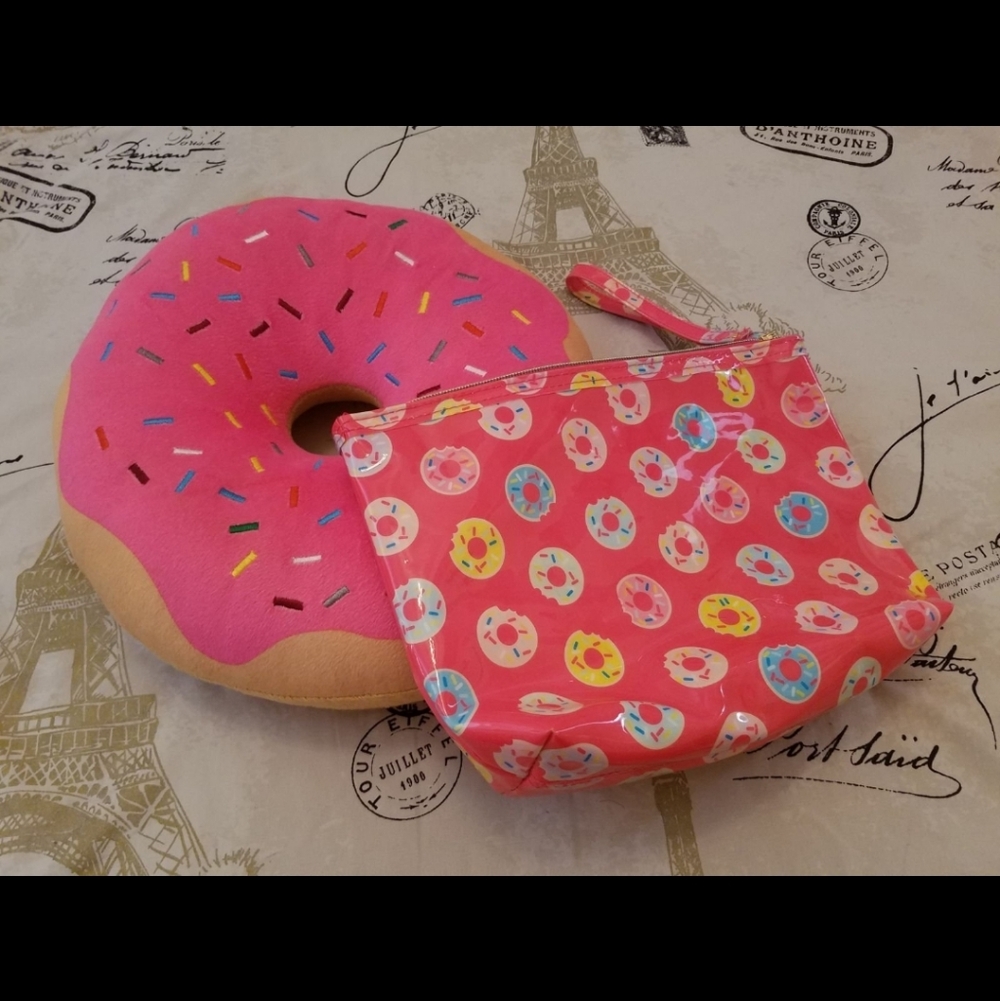 Dabney Lee Donut Bag + Donut Plush